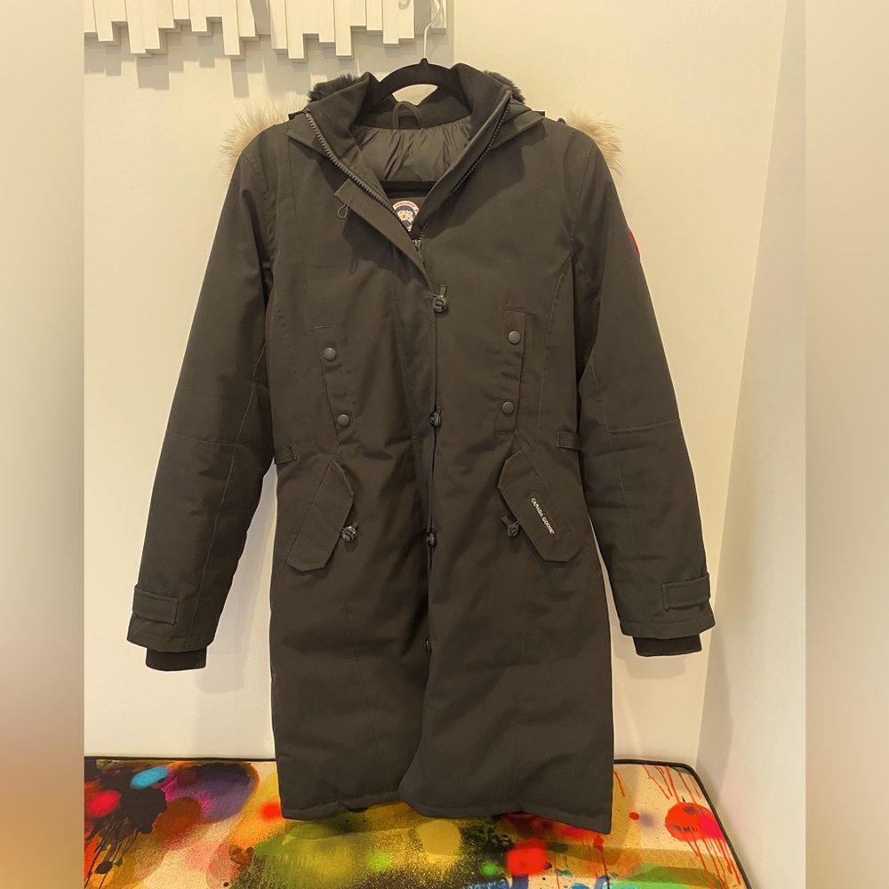 Canada Goose Kensington Parka in black womens size small